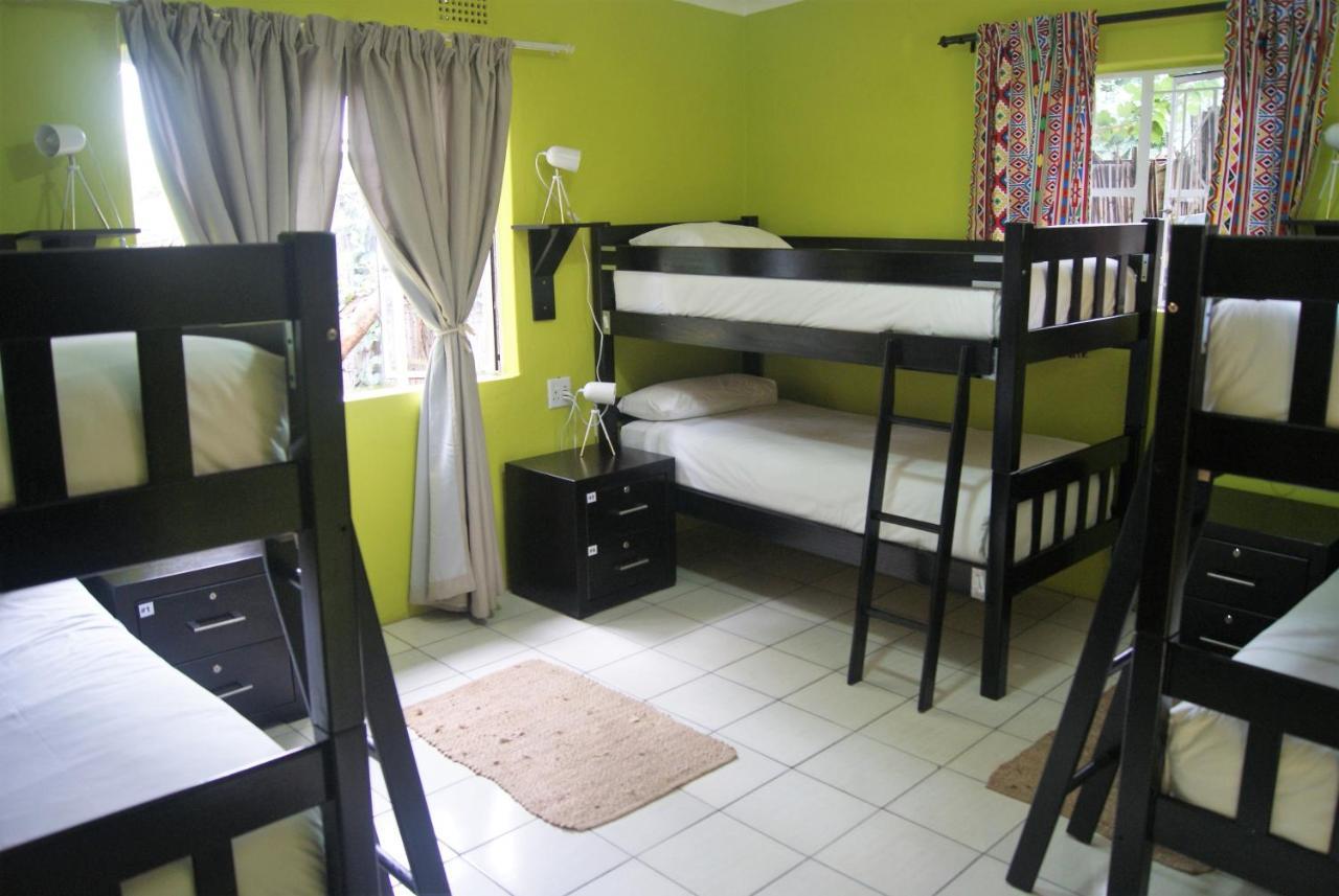 Albergue Lebo'S Soweto Backpackers Exterior foto