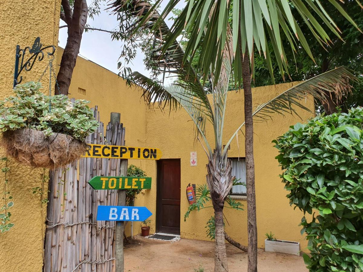 Albergue Lebo'S Soweto Backpackers Exterior foto